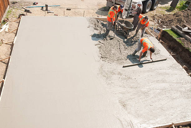 Best Concrete Sidewalk Installation  in Mount Vernon, TX